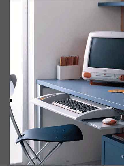 Keyboard tray